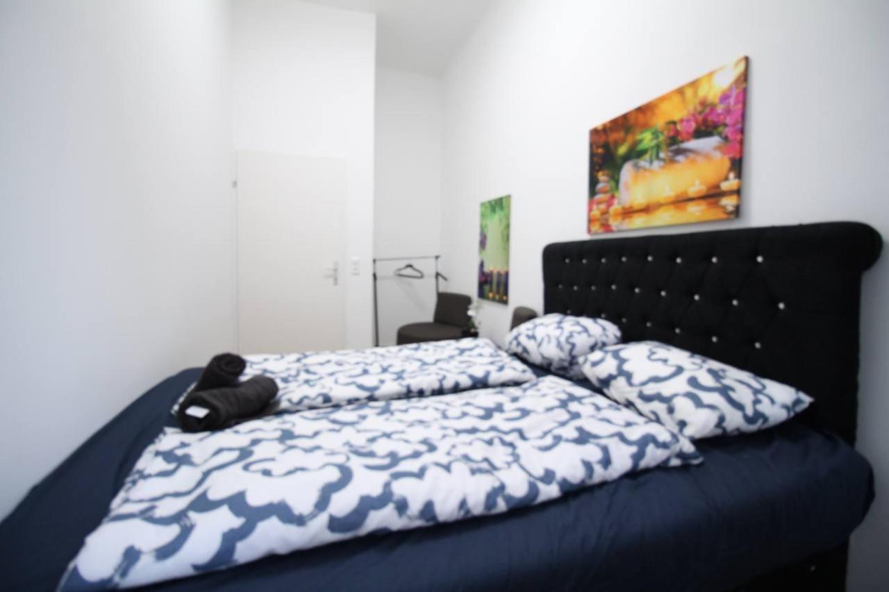 Modern Double Room Js B Wina Bagian luar foto