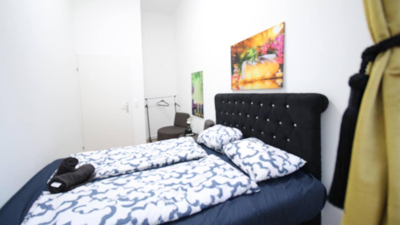 Modern Double Room Js B Wina Bagian luar foto