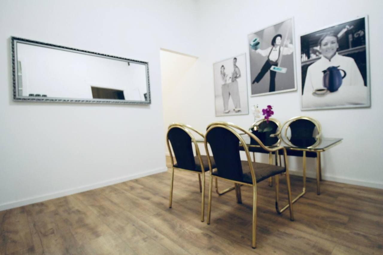 Modern Double Room Js B Wina Bagian luar foto